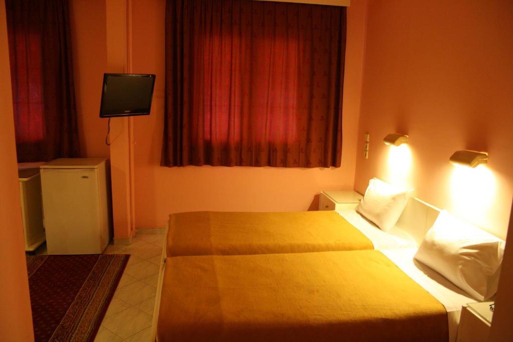 Hotel Avra Karditsa Bagian luar foto