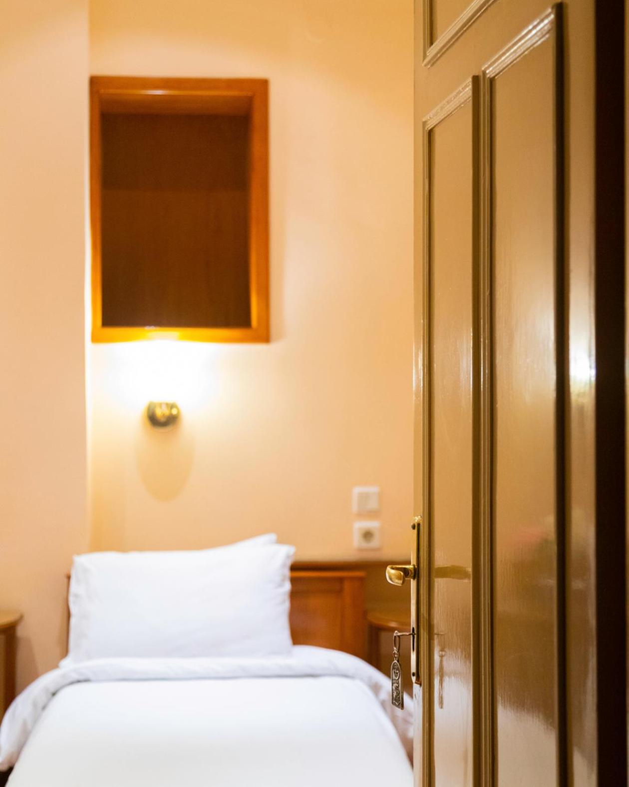 Hotel Avra Karditsa Bagian luar foto